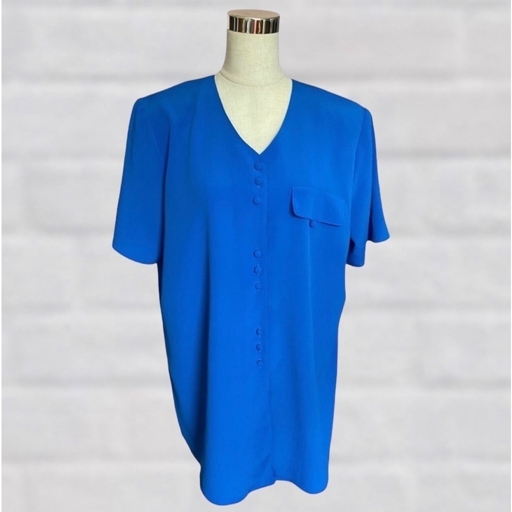 CHRISTIE & Jill Brilliant Beautiful Blue colored Button Down Front Blouse 1X